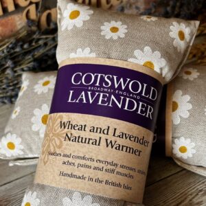 Cotswold Lavender Daisy Print Wheat Warmer Wrap