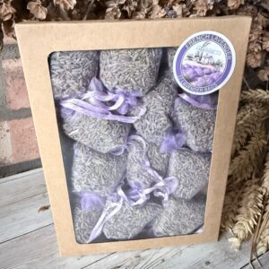 12 Lavender Organza Bags in a Window Display Box